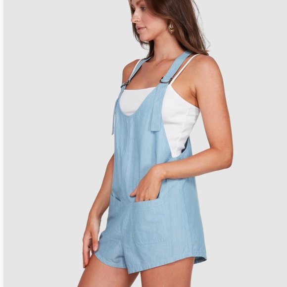 BILLABONG sz 8 womens weekender onesie chambray blue playsuit romper NEW pockets - Picture 4 of 13
